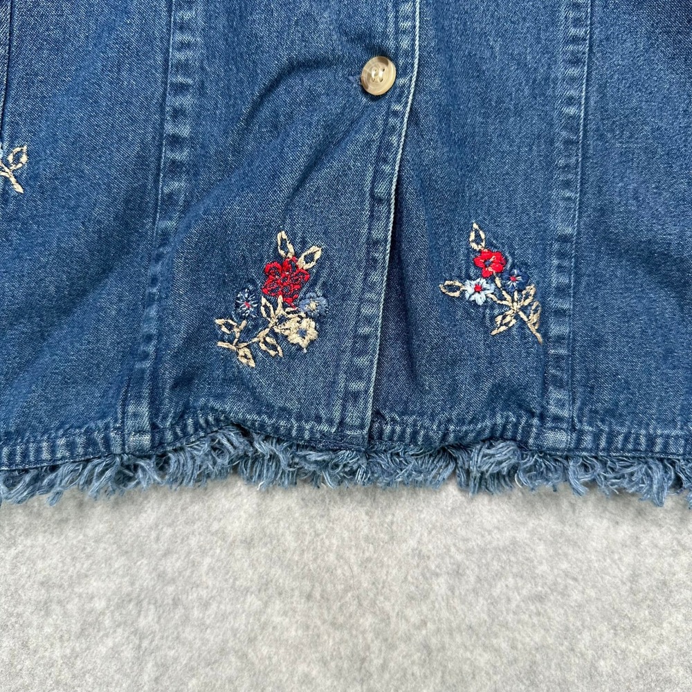 VTG CASEY & MAX Womens Denim Jacket Floral Embroidery Frayed Hem Blue Size‎ L - Picture 3 of 9